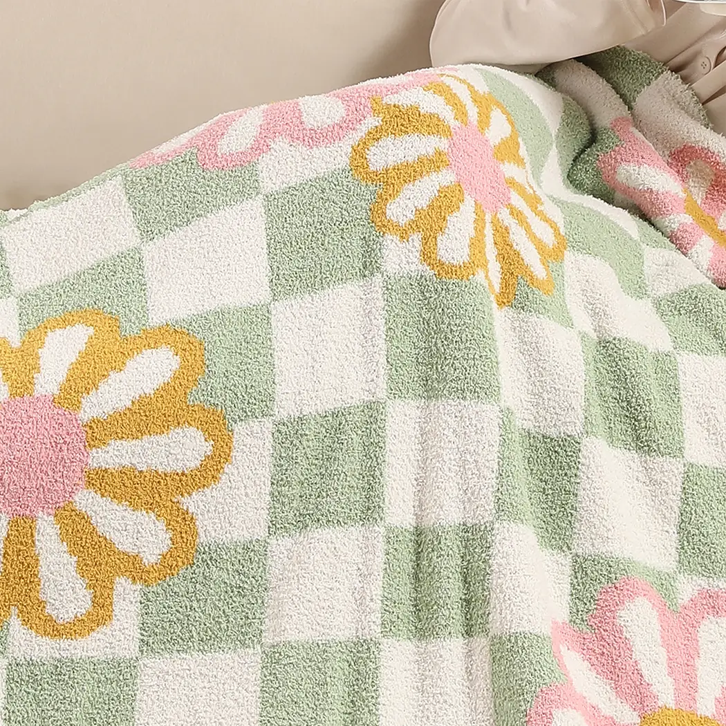 Daisy Sherpa Throw