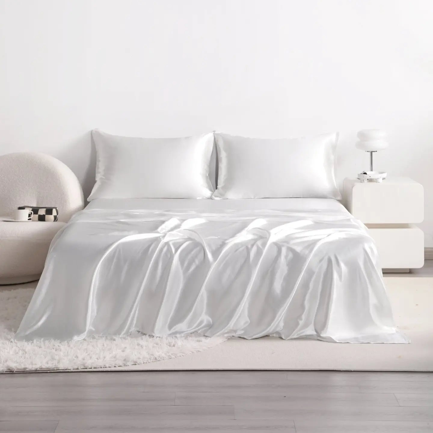 silkywhite.webp
